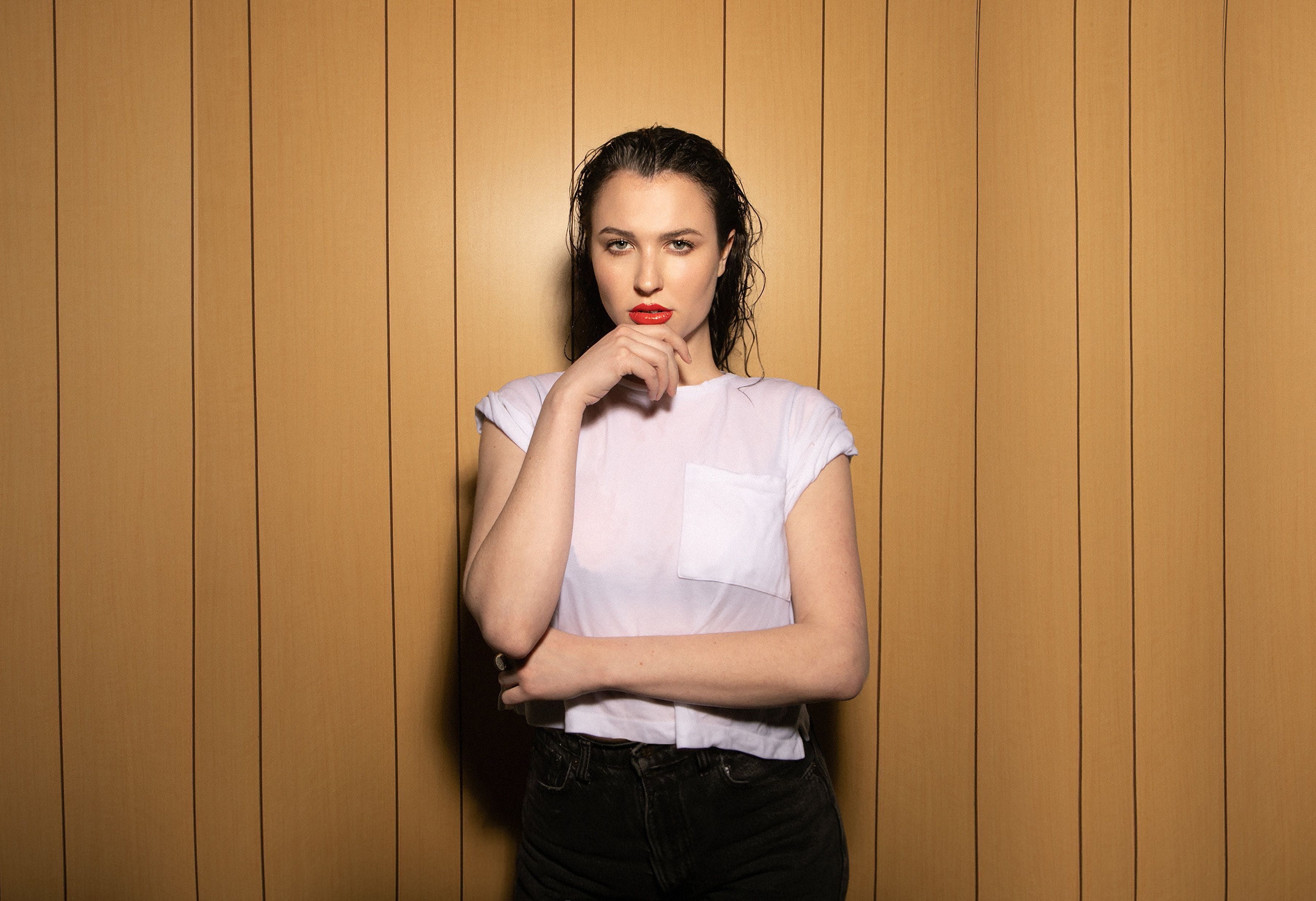 Lucette Finds the Perfect Counterpoints on ‘Deluxe Hotel Room’