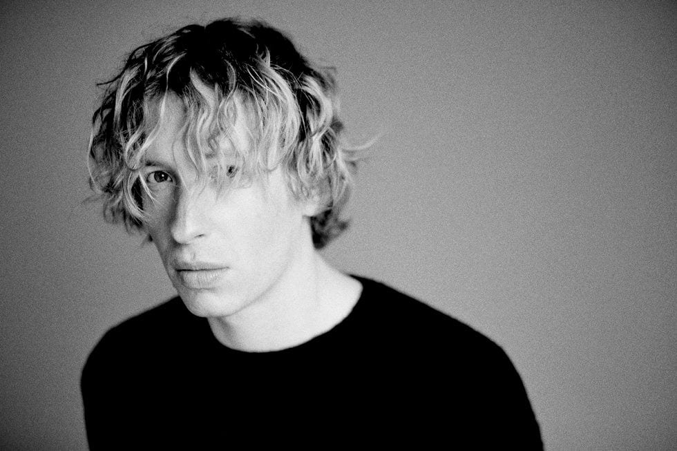 Daniel Avery Revisits ‘Song For Alpha’ with a Set of Remixes and B-Sides
