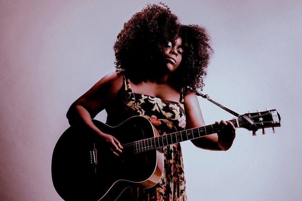 Yola’s Vocals and Songwriting Are Showcased on Her Strong Debut ‘Walk Through Fire’