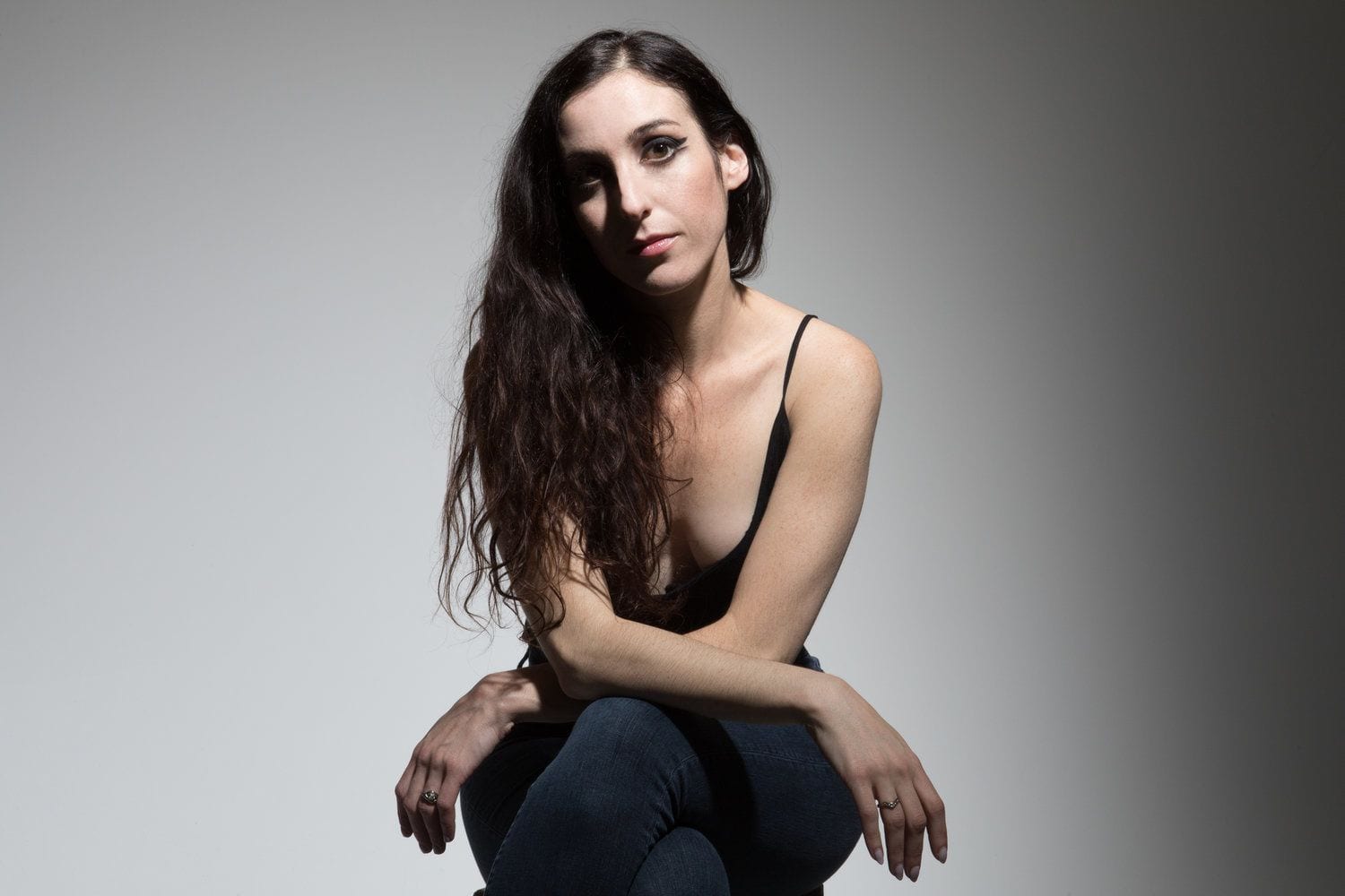 Marissa Nadler Delivers Heartbreak and Sorrow in the Most Beautiful Ways on ‘For My Crimes’