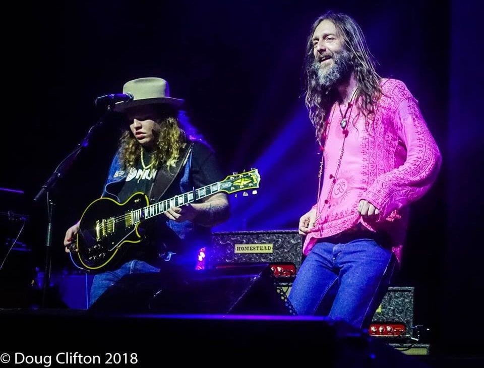 Chris Robinson Soars As the Crow Flies in Oakland