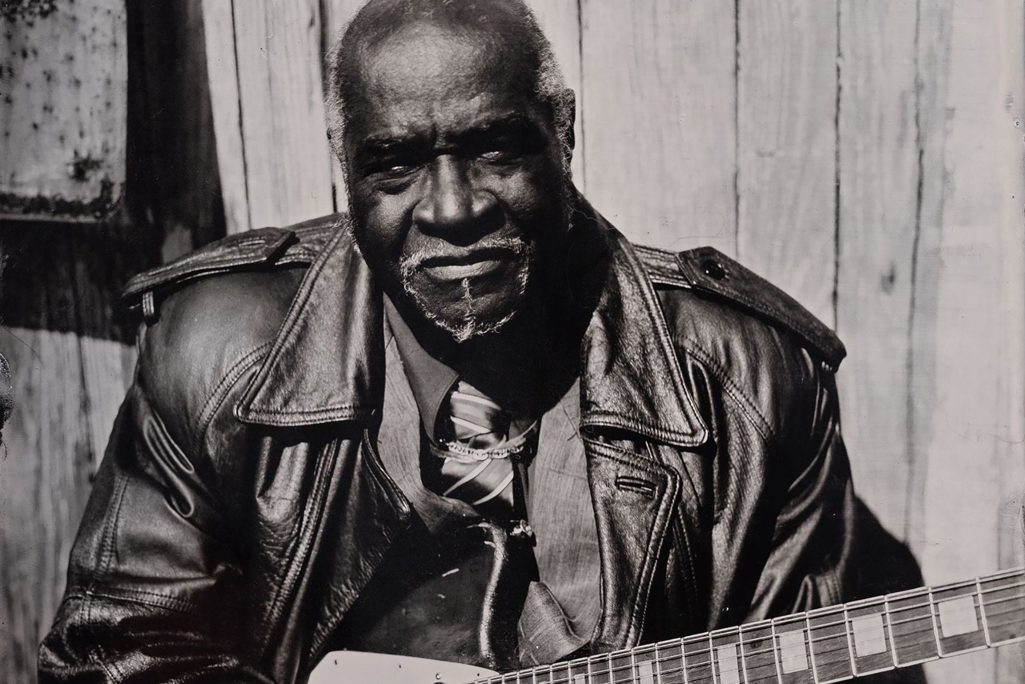 Blues’ Johnny Ray Daniels Sings About “Somewhere to Lay My Head” (premiere)