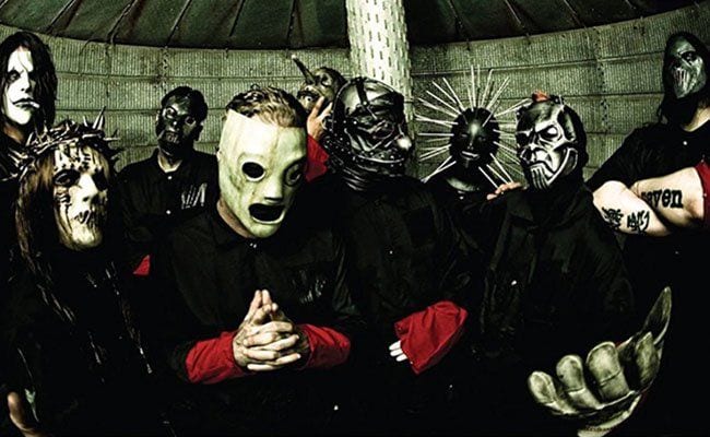 look-me-in-my-brand-new-eye-slipknot-and-identity