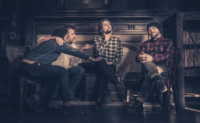 Elbow – “Kindling (Fickle Flame)” (Singles Going Steady)