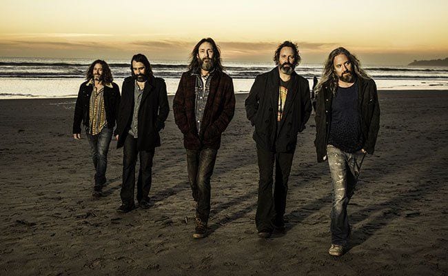 Chris Robinson Holds Rock Services at the Chapel in San Francisco