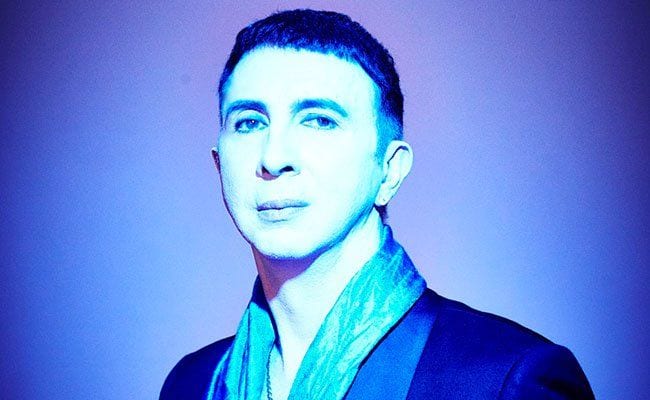 Marc Almond: Hits and Pieces – The Best of Marc Almond and Soft Cell