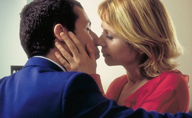Painful Humor and Euphoric Pleasure In ‘Punch-Drunk Love’