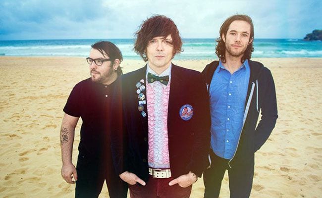 beach-slang-a-loud-bash-of-teenage-feelings