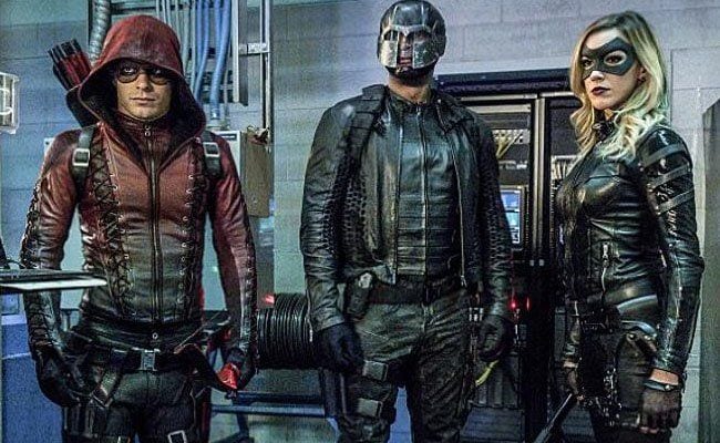 arrow-the-complete-fourth-season-tights-and-pride
