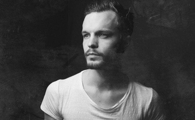 The Tallest Man on Earth – “Rivers” (Singles Going Steady)