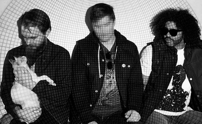 Clipping. – “Baby Don’t Sleep” (Singles Going Steady)