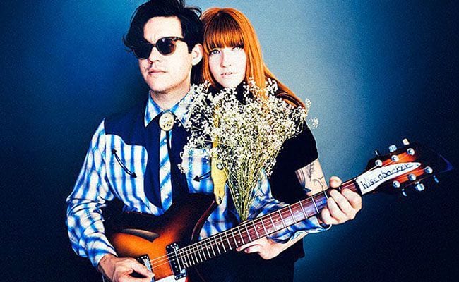 La Sera: Music for Listening to Music To