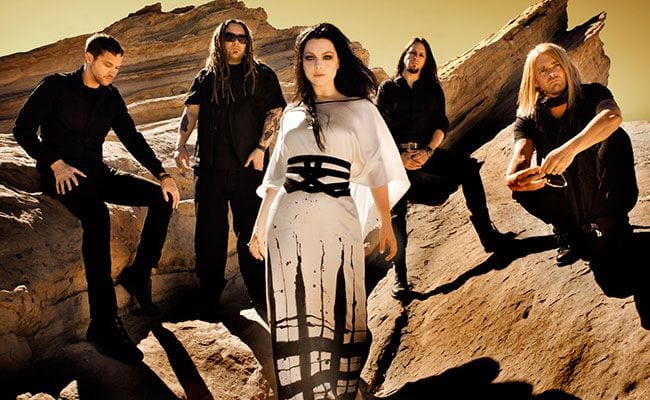 Dark Siren Amy Lee Electrifies the Faithful in Overdue Return to the Stage