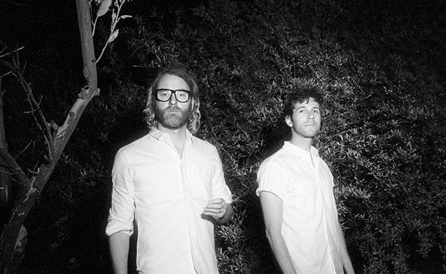 EL VY – “Paul Is Alive” (Singles Going Steady)