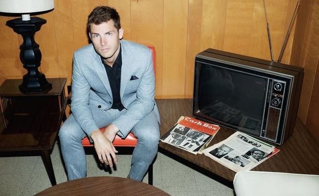 Jon McLaughlin – “Don’t Mess With My Girl” (audio) (premiere)