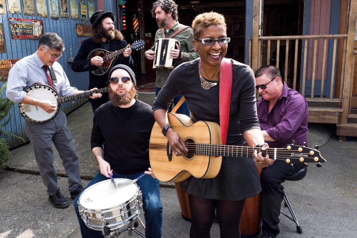 Paula Boggs Band’s “A Finer Thread” Loops Through the Intricacies of Love (premiere)