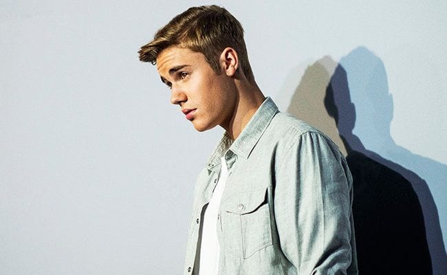 Justin Bieber – “What Do You Mean” (video) (Singles Going Steady)