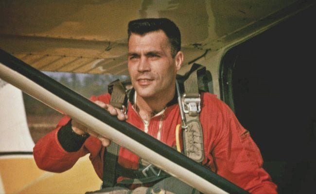 196176-angry-sky-the-story-of-skydiver-nick-piantanida