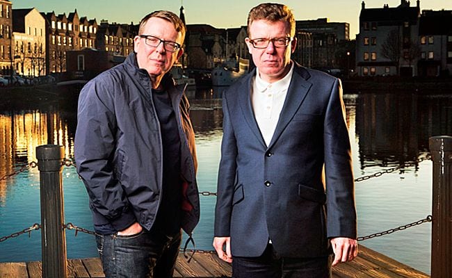 192459-the-proclaimers-you-built-me-up-video-premiere