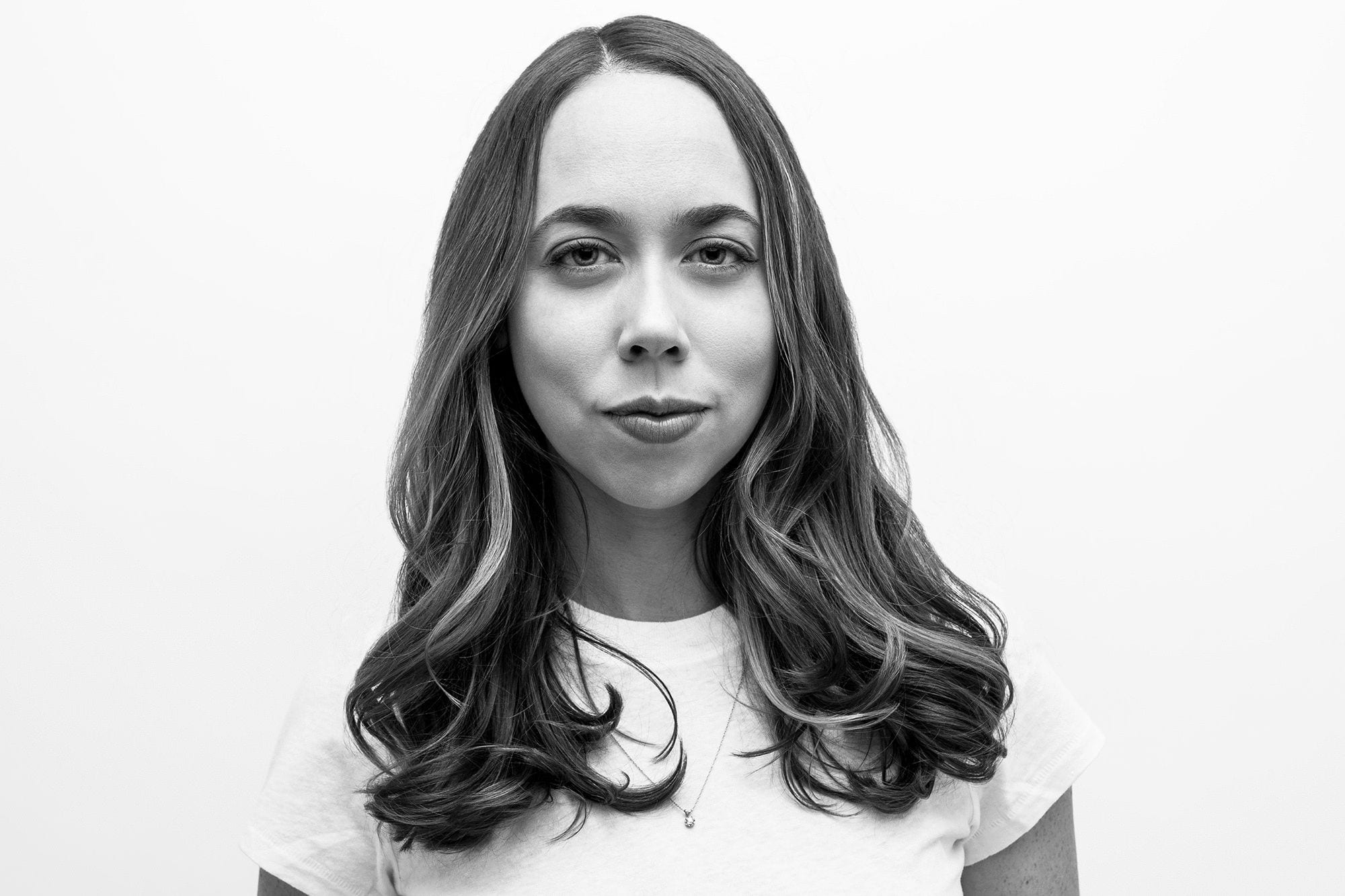 Sarah Jarosz Finds Inspiration in Her Texas Roots on ‘World on the Ground’