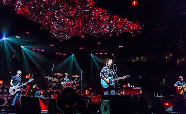 Pearl Jam: 3 October 2014 – St. Louis (Photos)