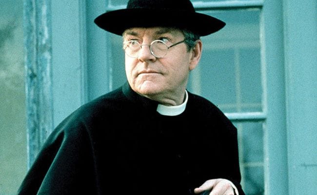 Kenneth More’s ‘Father Brown’ Gives a Us Reassuring Voice of Reason and Moderation