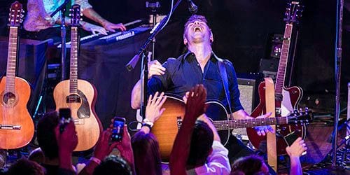 174902-josh-ritter-18-august-2013-new-haven-toads