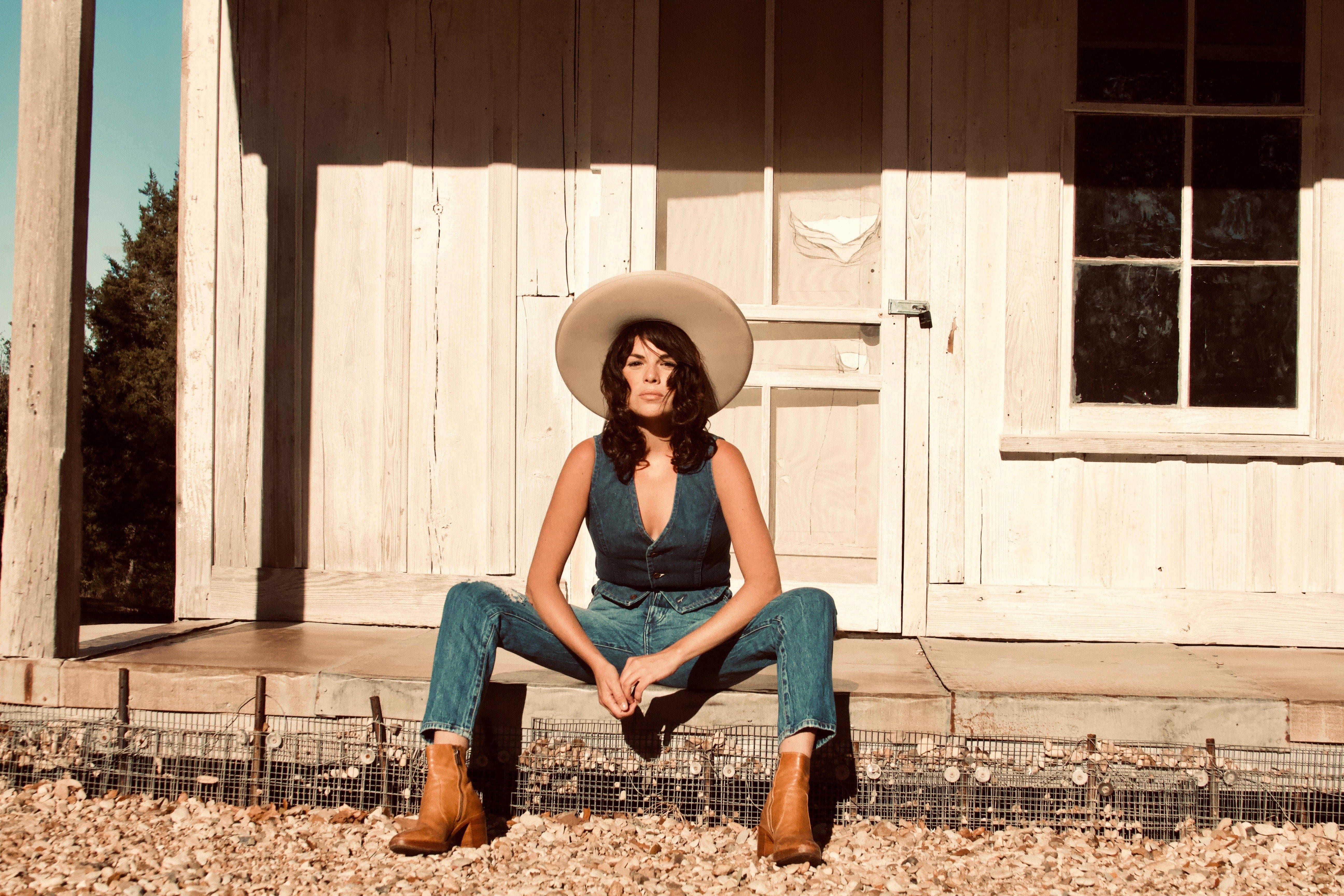 Whitney Rose Gets Stonesy With “In a Rut” (premiere + interview)