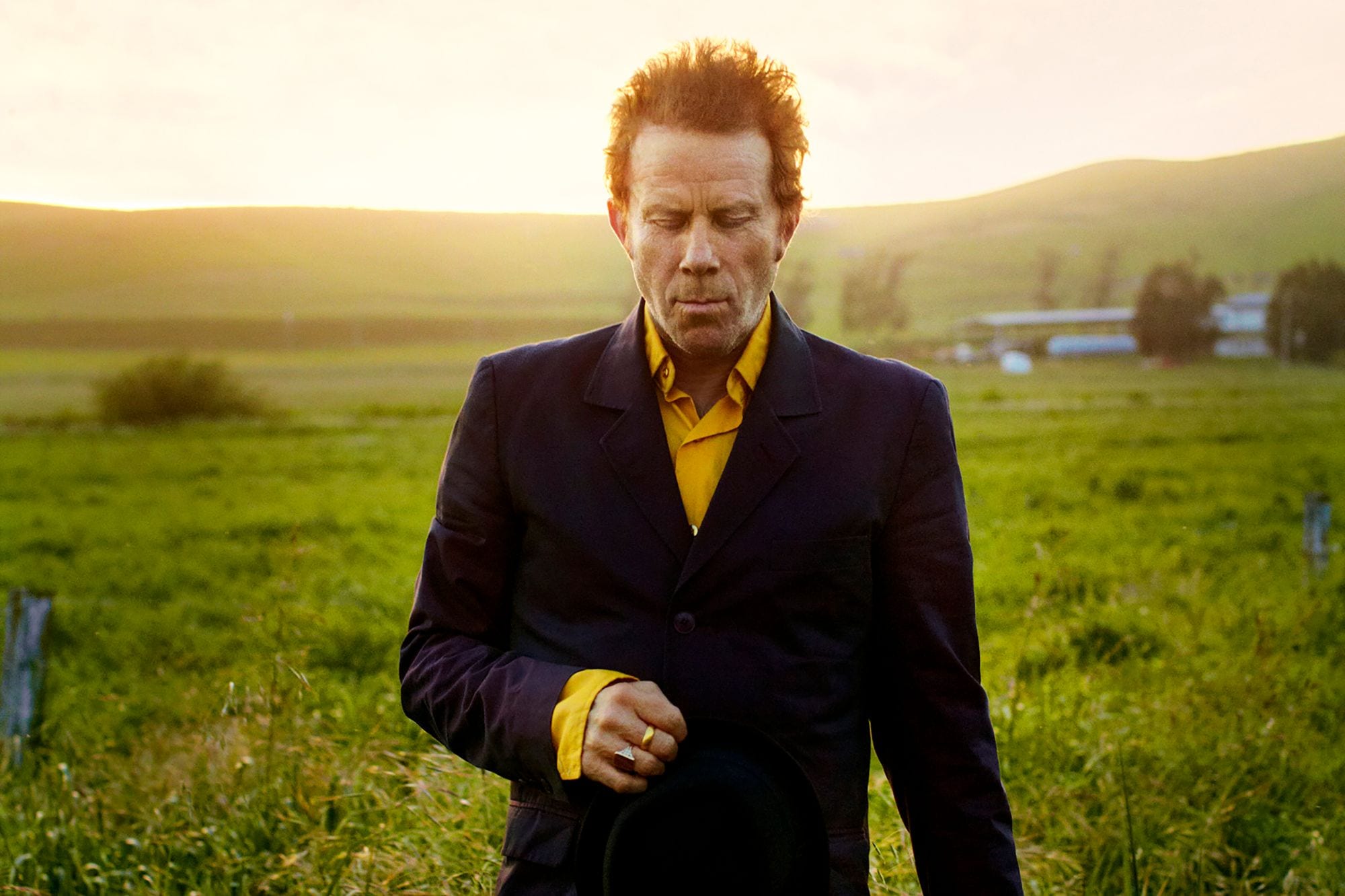 Between the Grooves: Tom Waits – ‘Bone Machine’