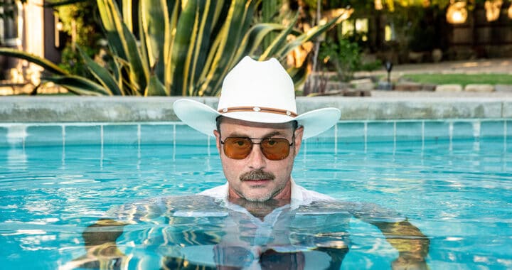 Spacehog’s Royston Langdon Keeps Us Company with the Jaunty ‘Chains’