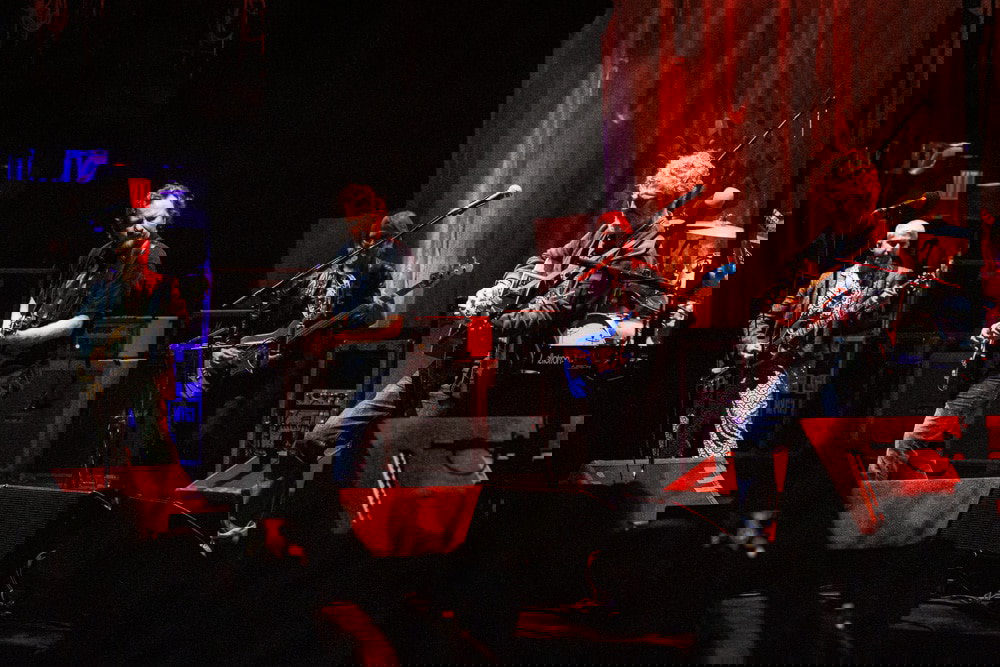 Eddie Vedder and The Earthlings