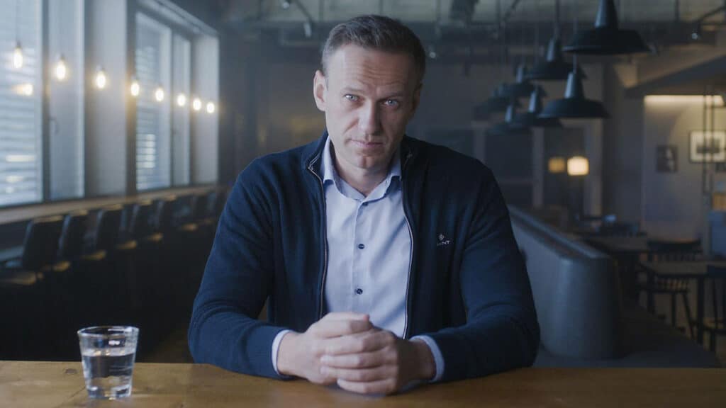 Navalny: Daniel Roher (2022) | featured image