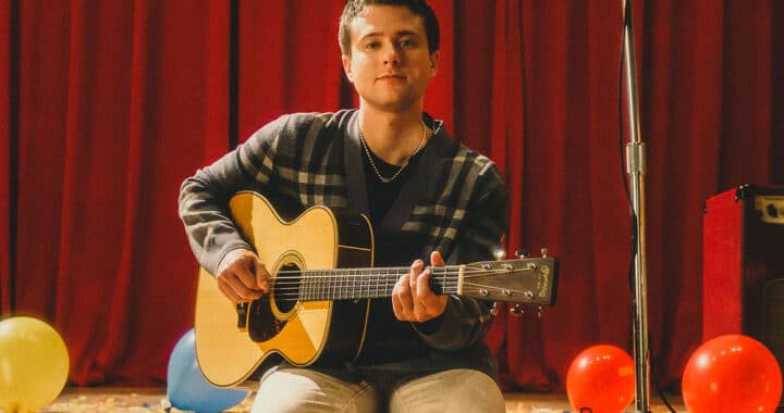 Alec Benjamin’s Self Conscious Parables Drive ‘(Un)Commentary’