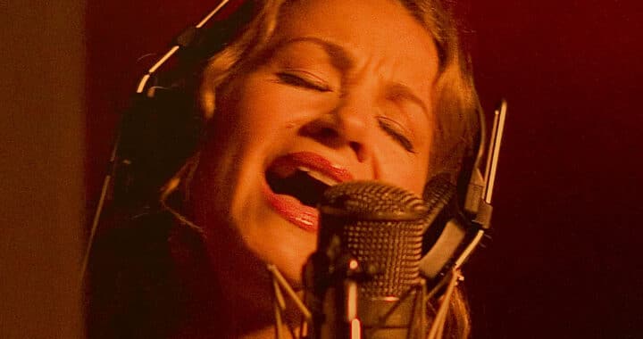 Joan Osborne Takes a Well-Deserved Victory Lap with ‘Radio Waves’