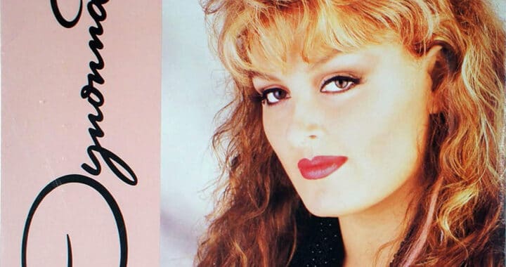 30 Years Ago Wynonna Found Her Voice and Sound on Her Self-Titled Debut