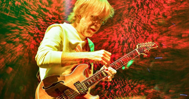 Phish Bring Enchantment Under the Sea to Madison Square Garden for Earth Day