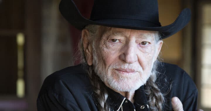Willie Nelson Has ‘A Beautiful Time’ and So Do We