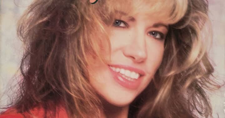 Carly Simon Became a Pop Rom-Com Queen with ‘Coming Around Again’