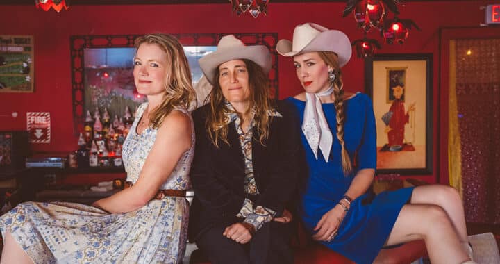 Willis, Carper, and Leigh Are the ‘Wonder Women of Country’