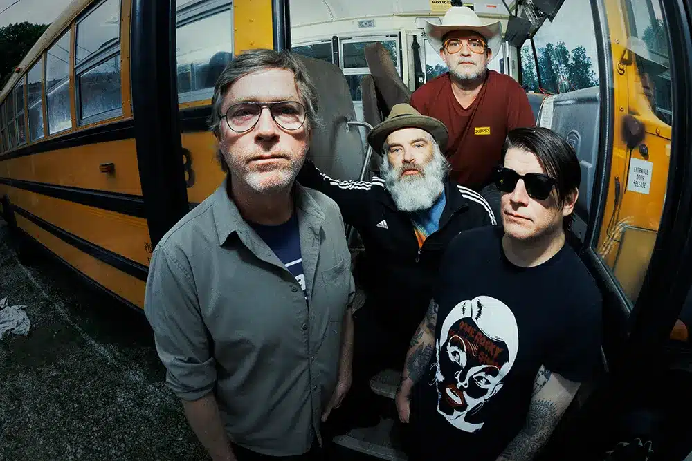 Shiner Do What They Do Best on 'BELIEVEYOUME' 1 Shiner 2025