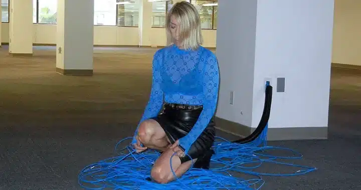 Kim Gordon Is at the Height of Her Powers on ‘Play Me’