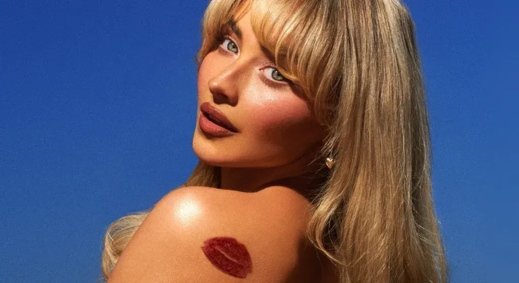 Sabrina Carpenter Short n Sweet