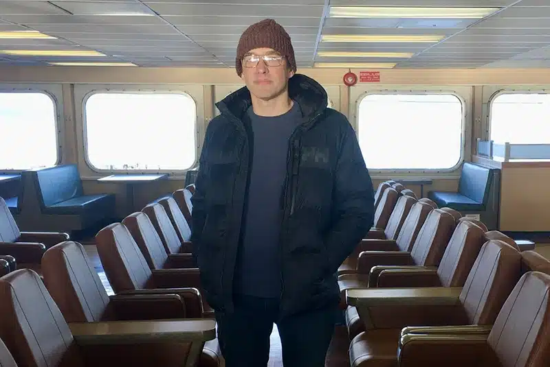 Daryl Groetsch Takes a Stunning Oceanic Voyage 1 Daryl Groetsch