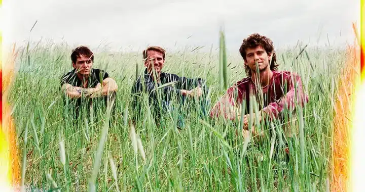 The Moss Choose Their Own Path on ‘Big Blue Moon’