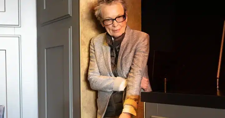 Laurie Anderson Helps Us Face Catastrophe on Live LP