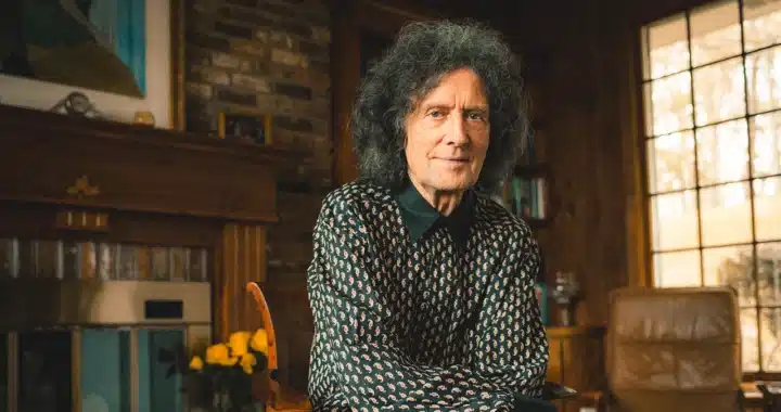 Gilbert O’Sullivan Is ‘On the Record’ and Being Irish