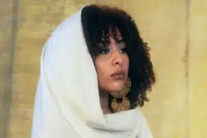 Sulaf Pays Poignant Tribute to Home and Family on ‘ABA’